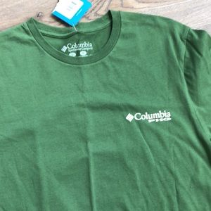 2 men’s Columbia  hunting, fishing T-shirt’s Small